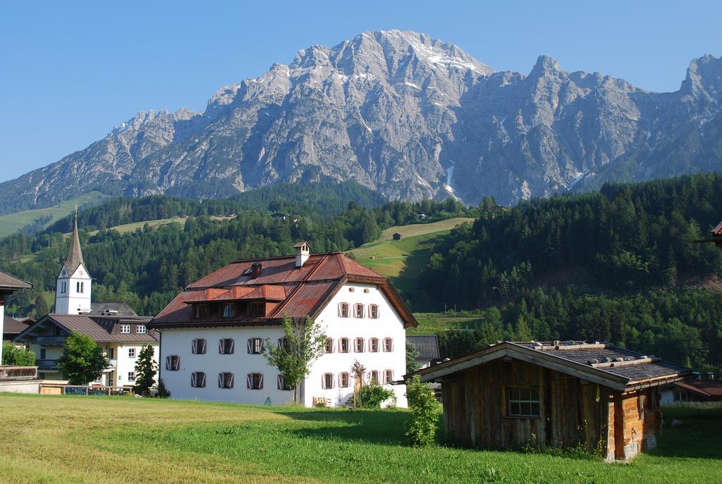 Ansitz Wirtsgut - Familienappartements In Den Bergen Leogang Exterior foto